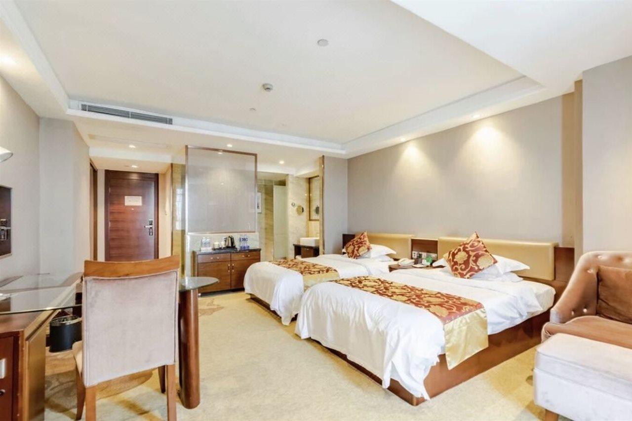 The Century Hotel Zhongshan  Luaran gambar